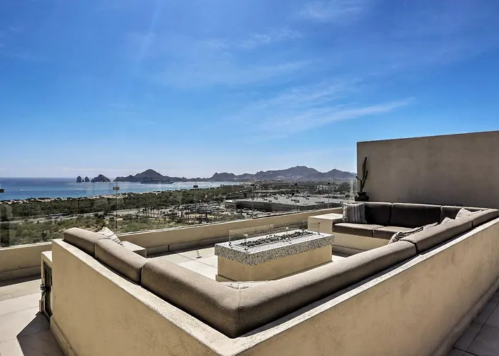 Luxe Cabo W/ Ocean Views + Amenities! Сasa de vacaciones