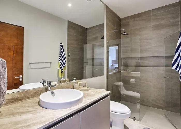 Luxe Cabo W/ Ocean Views + Amenities! Сasa de vacaciones Cabo San Lucas